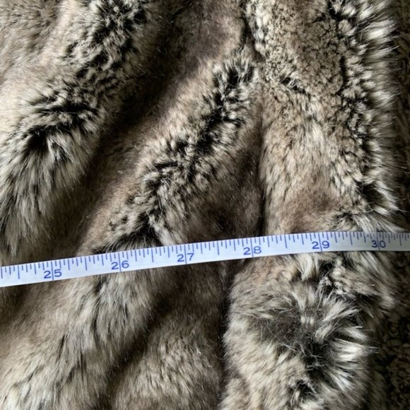 Faux Fur Dog Bed Cover - Picture 2 of 4